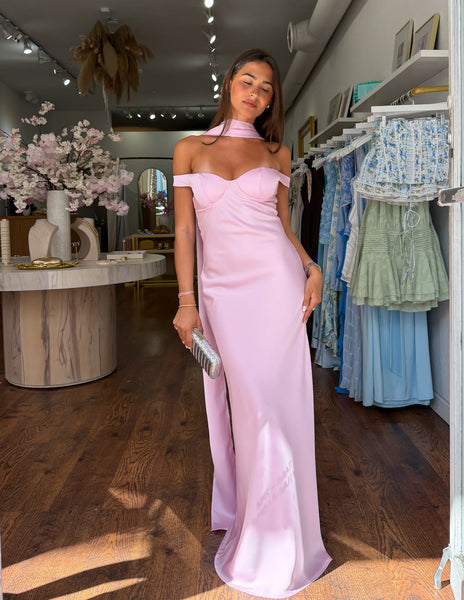 maxi dress for 5 4 Whos 54 and under looking for a maxi dress? , This one fits like a maxi and offers arm coverage , Keyword MAXI for the link