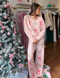 Under the Mistletoe Set